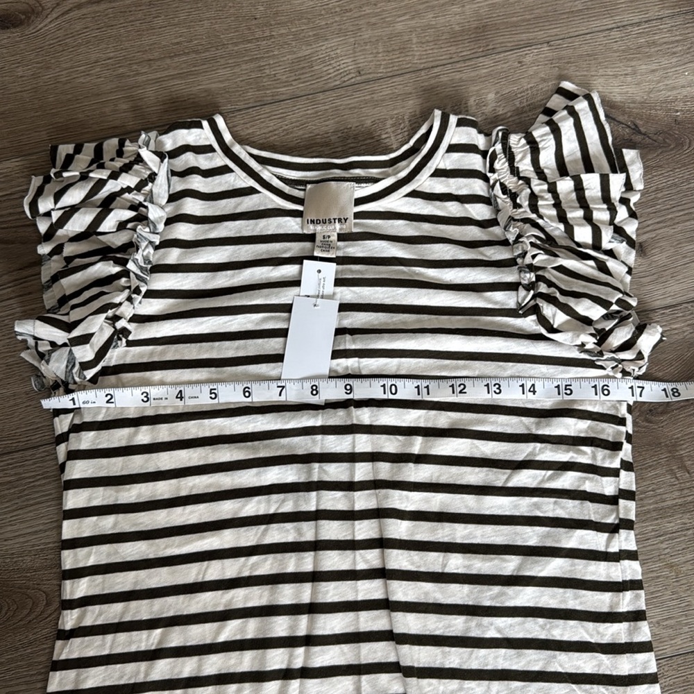 INDUSTRY Striped Ruffle Sleeve Top - Picture 6 of 7